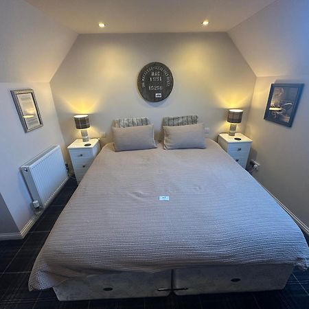 The Gables Whisky B&B Dufftown Eksteriør billede