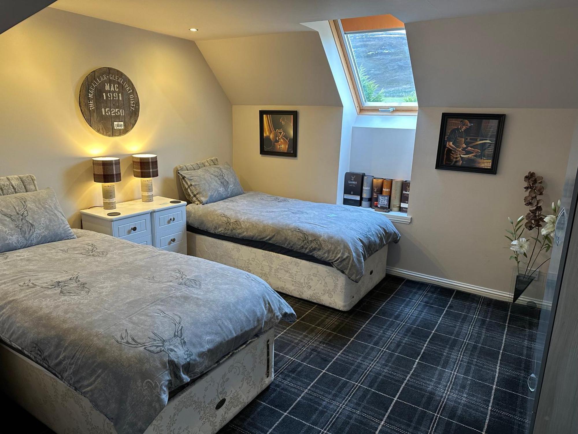 The Gables Whisky B&B Dufftown Eksteriør billede
